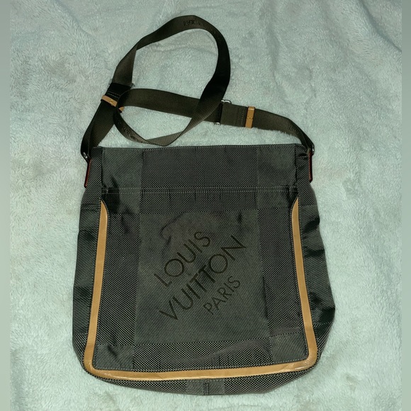 Louis Vuitton Damier Geant Compagnon bag - Picture 2 of 13